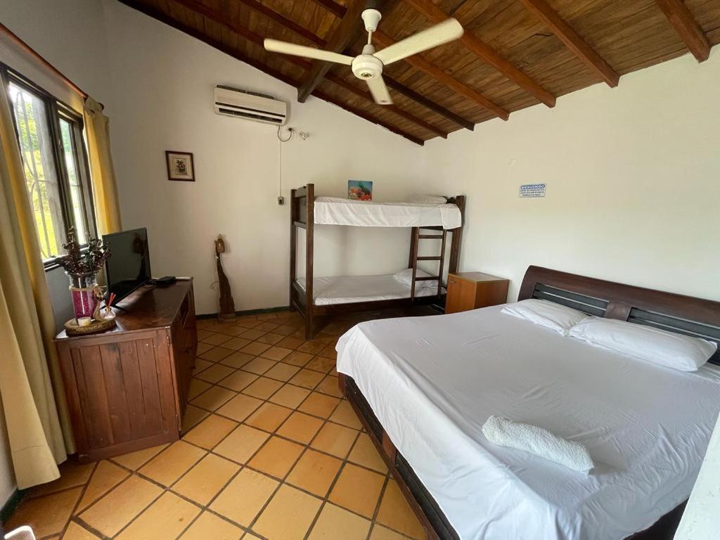 Hotel Candilejas Puerto Berrio Zewnętrze zdjęcie