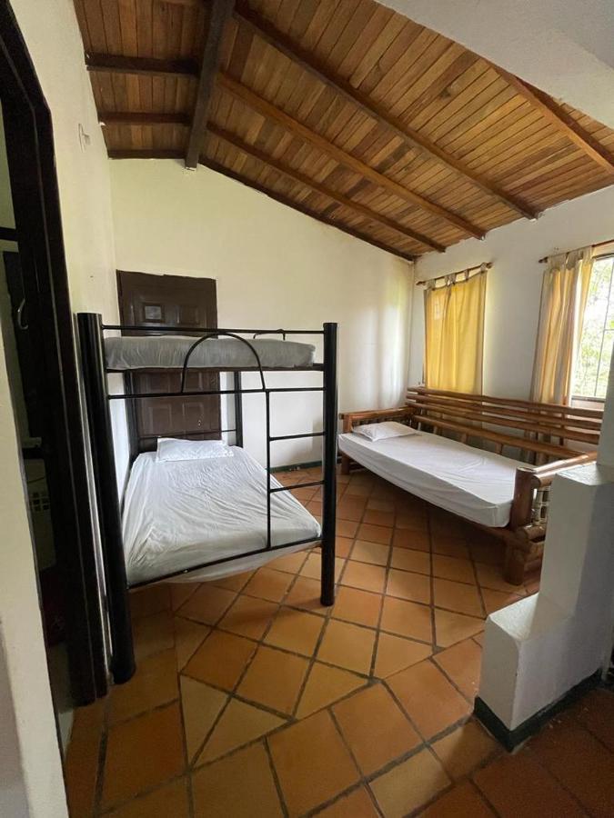 Hotel Candilejas Puerto Berrio Zewnętrze zdjęcie